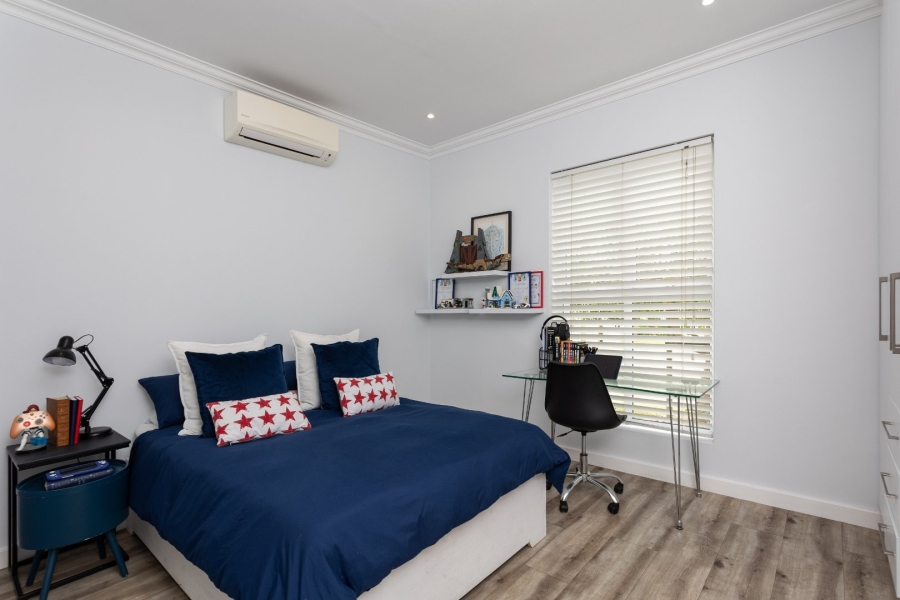 4 Bedroom Property for Sale in Val De Vie Estate Western Cape
